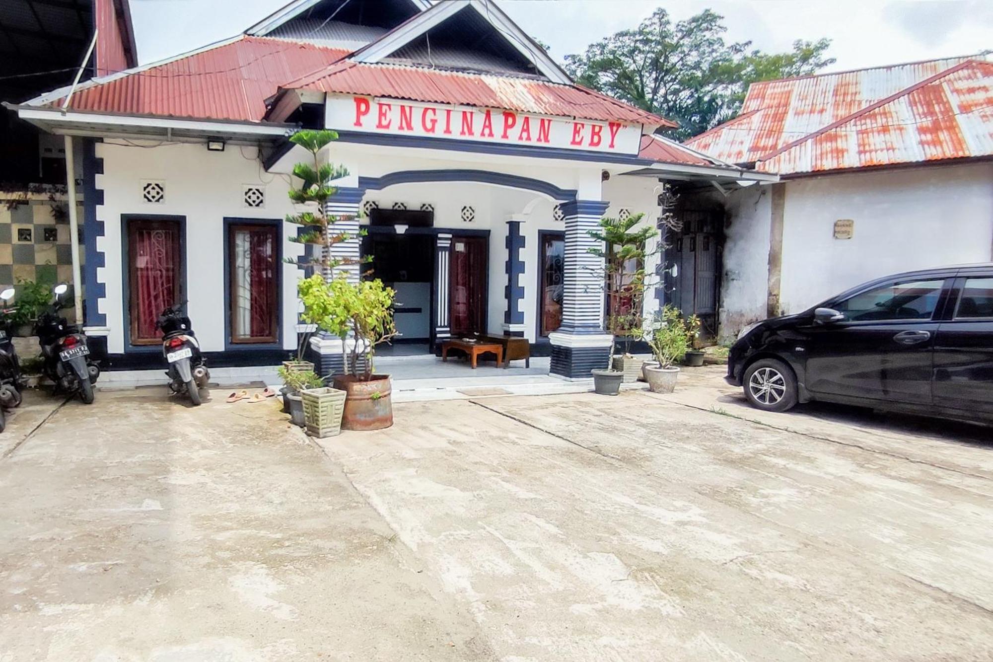 Reddoorz Syariah At Penginapan Eby Padang Exterior photo