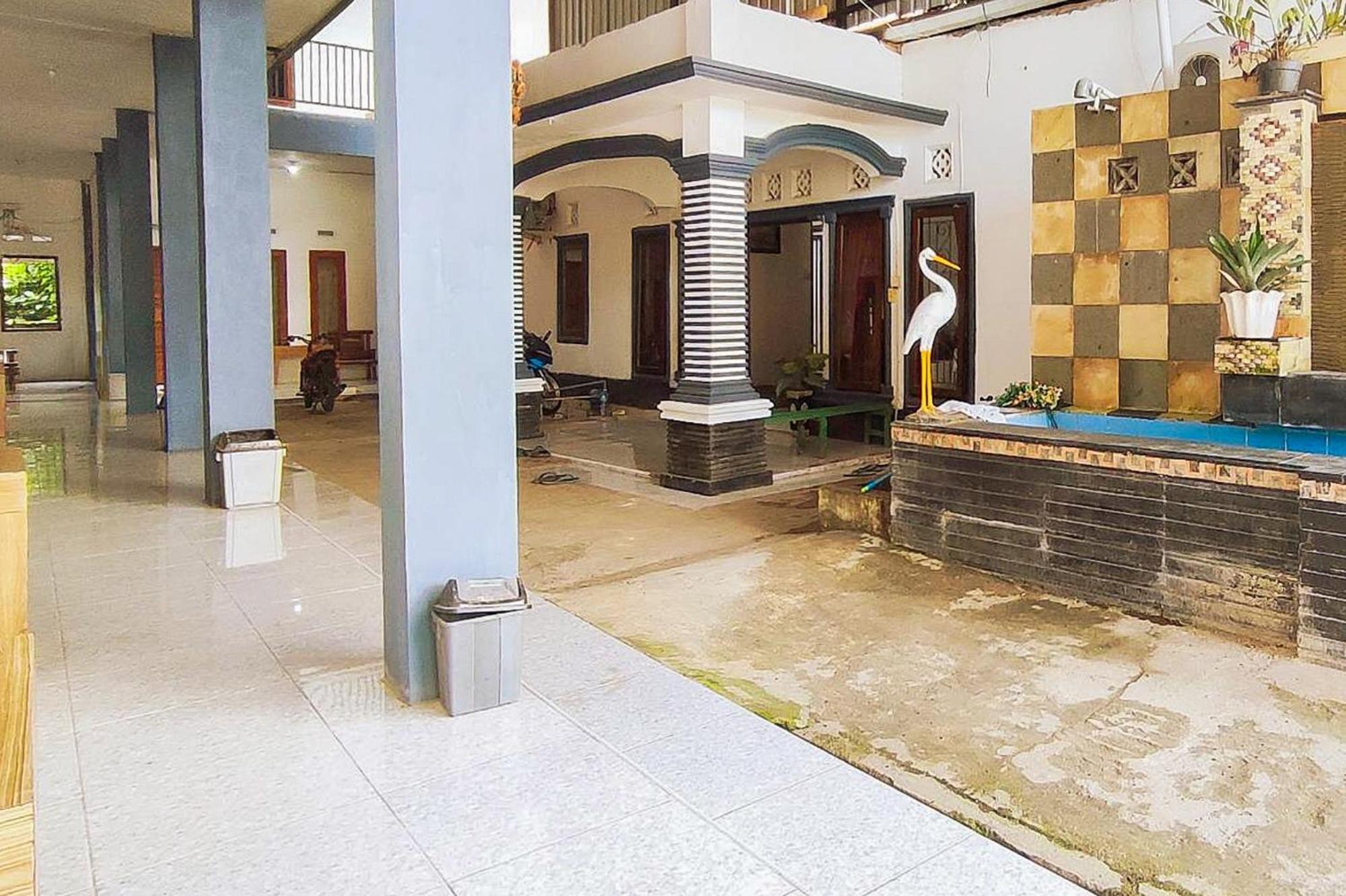 Reddoorz Syariah At Penginapan Eby Padang Exterior photo